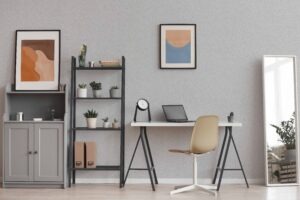modernes Homeoffice hellgraue Tapete