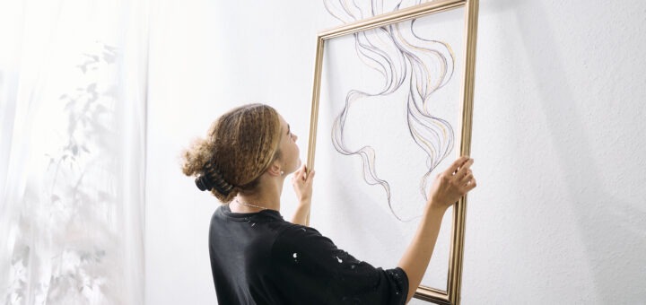 Wände clever inszenieren: Tapete, Farbe und Kreativität